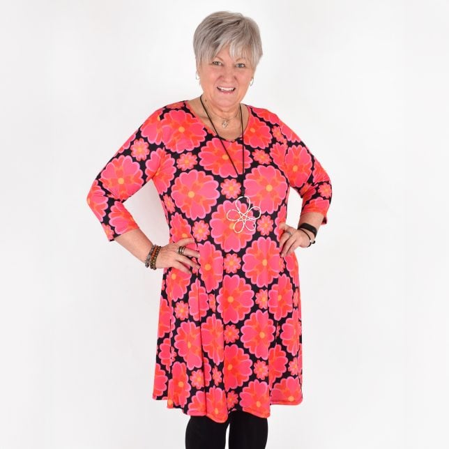 A-mallinen mekko 3/4 hihalla, DIANA MIDI